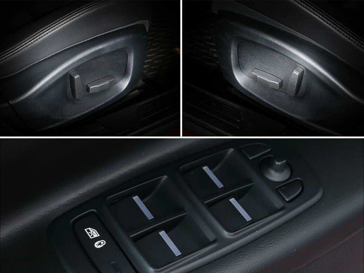 Jaguar XE, 2018 Фото №26