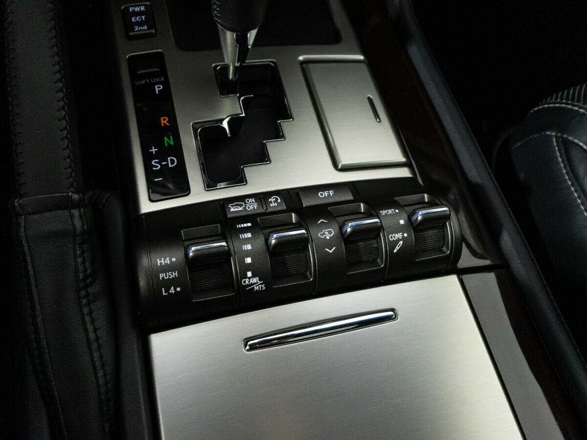 Lexus LX 570, 2014 Фото №17