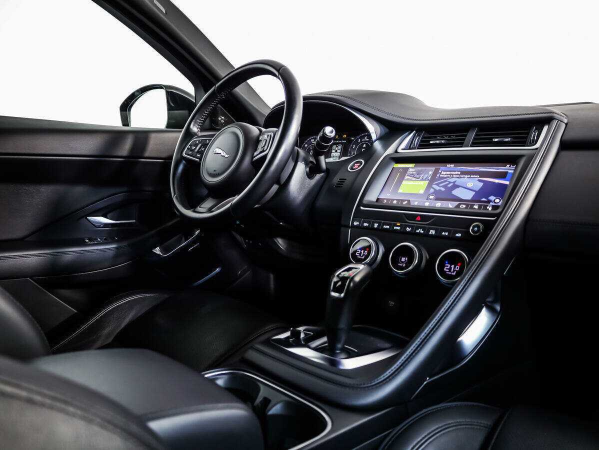 Jaguar E-Pace, 2018 Фото №8