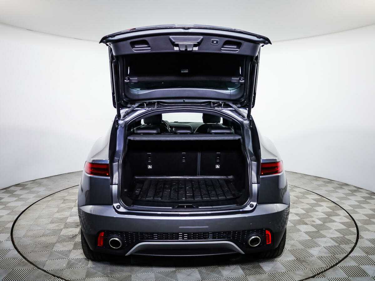 Jaguar E-Pace, 2018 Фото №19