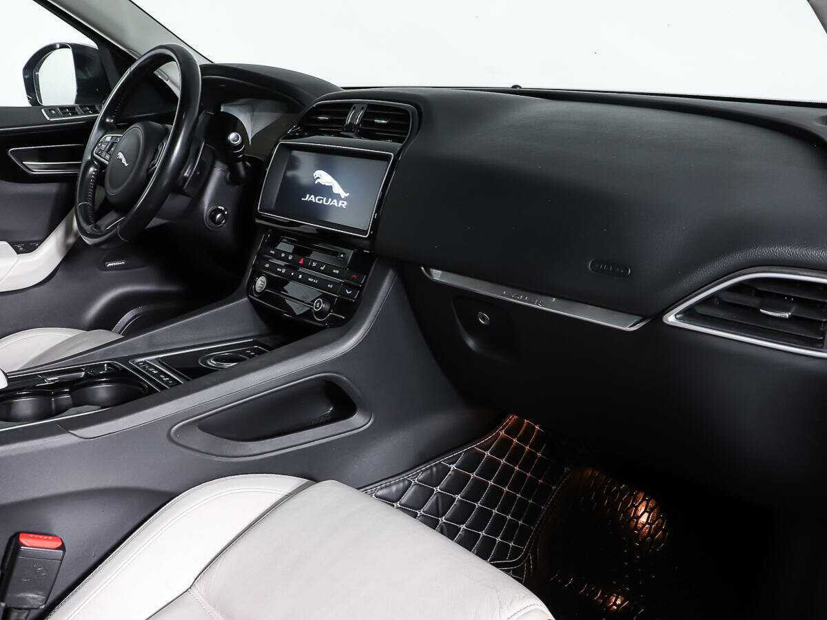 Jaguar F-Pace, 2016 - 139 271 км. | Фото №8