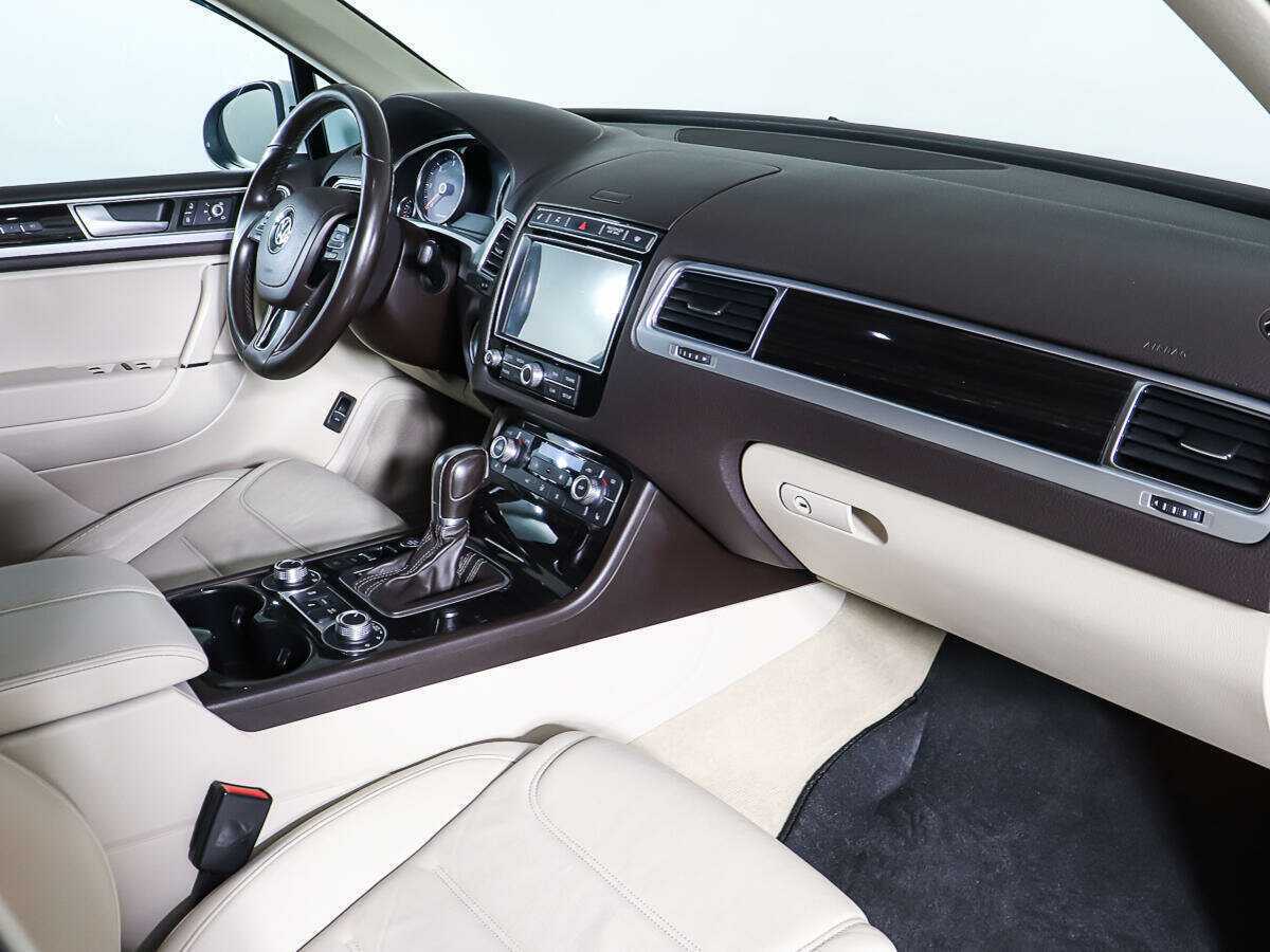 Volkswagen Touareg, 2014 Фото №9