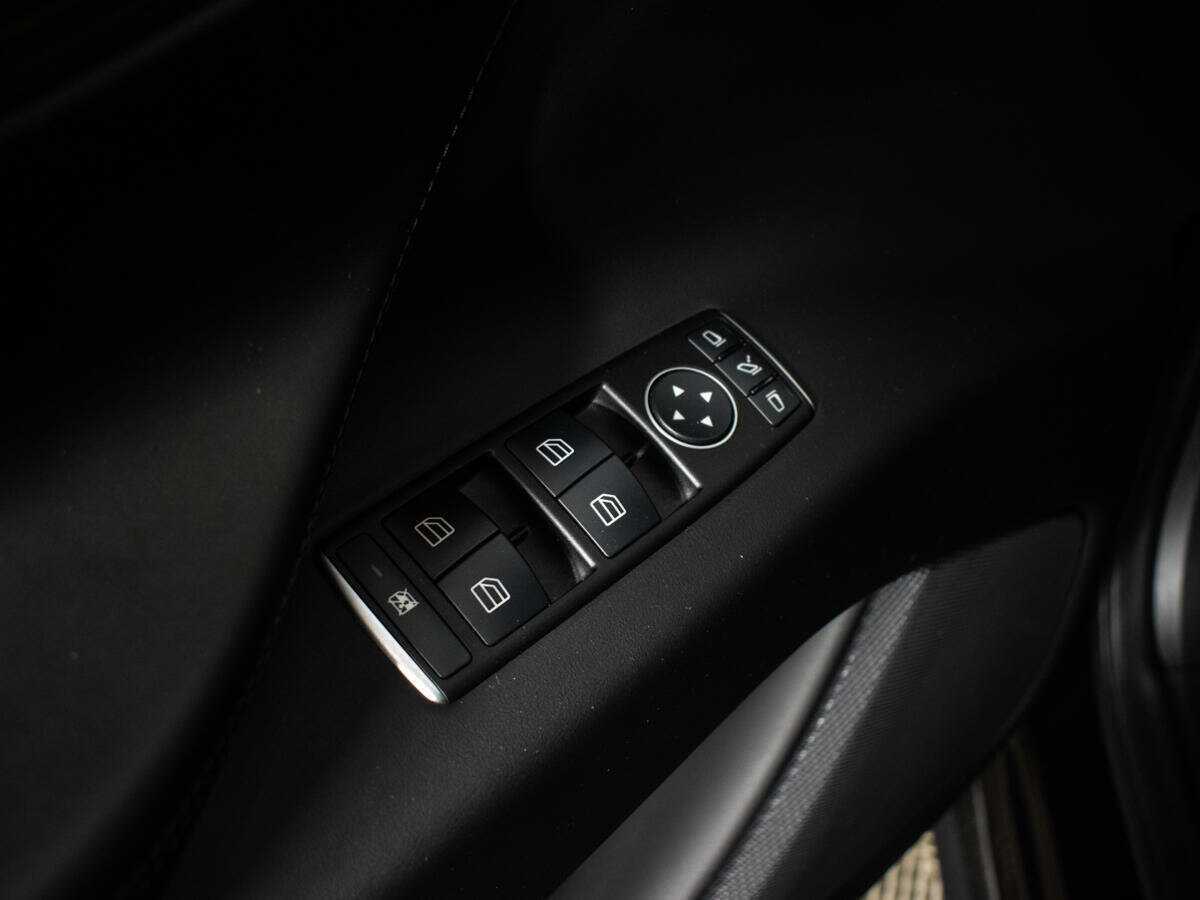 Tesla Model X 90D, 2016 Фото №14