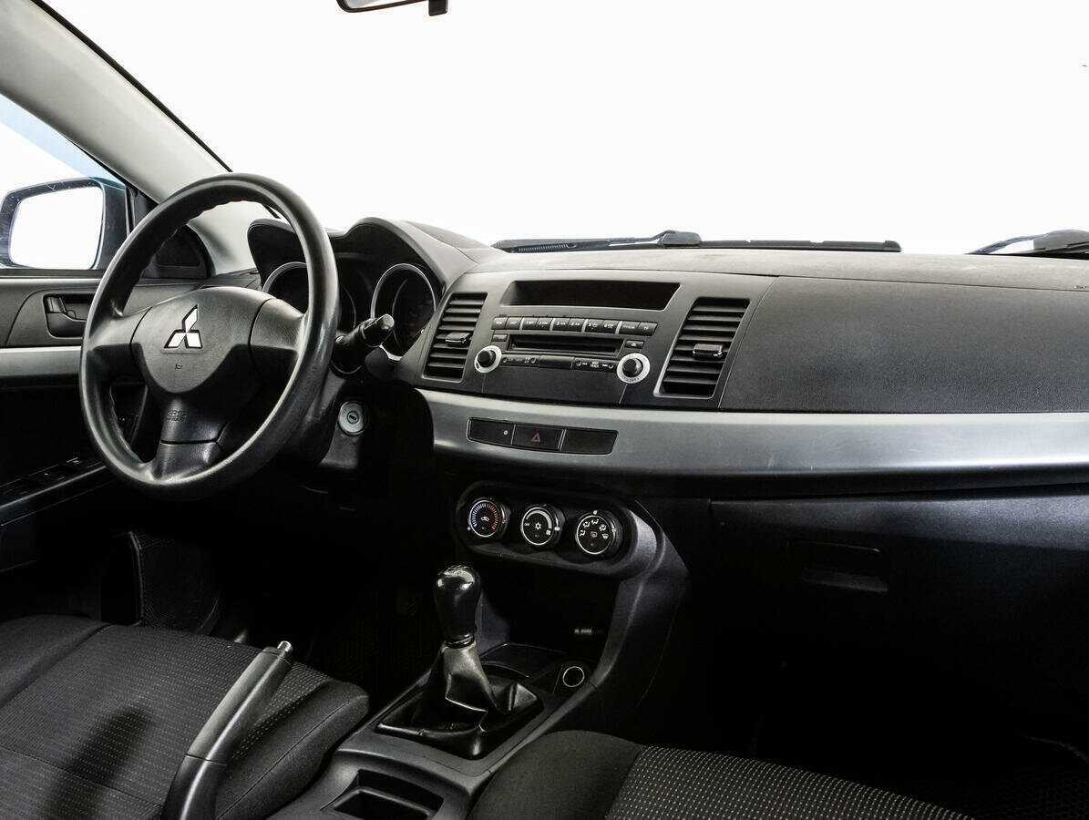 Mitsubishi Lancer, 2010 Фото №9