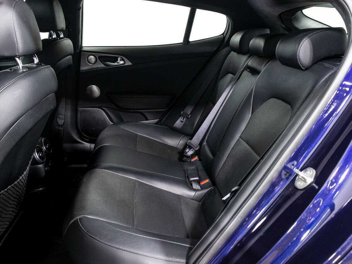 Kia Stinger, 2018 Фото №10