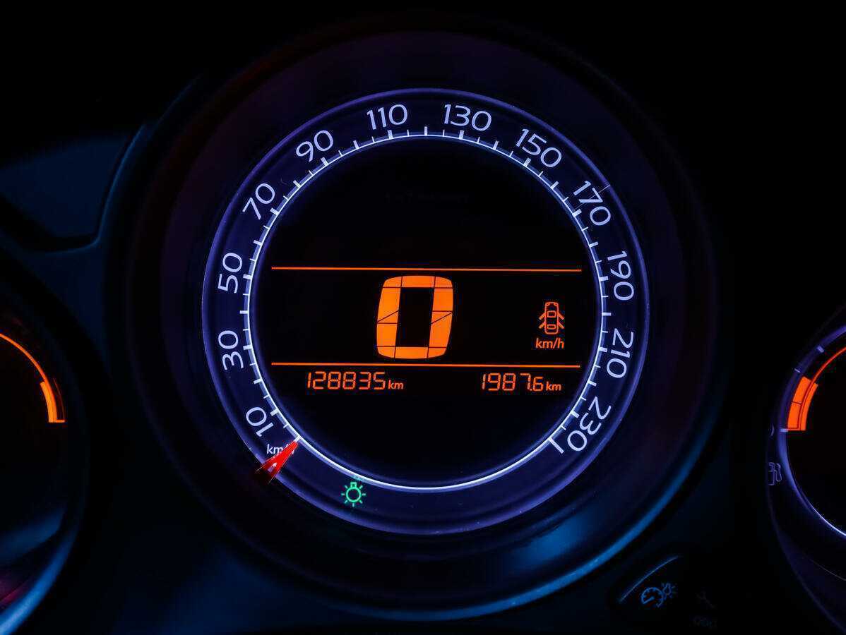 Citroen C4, 2012 Фото №18