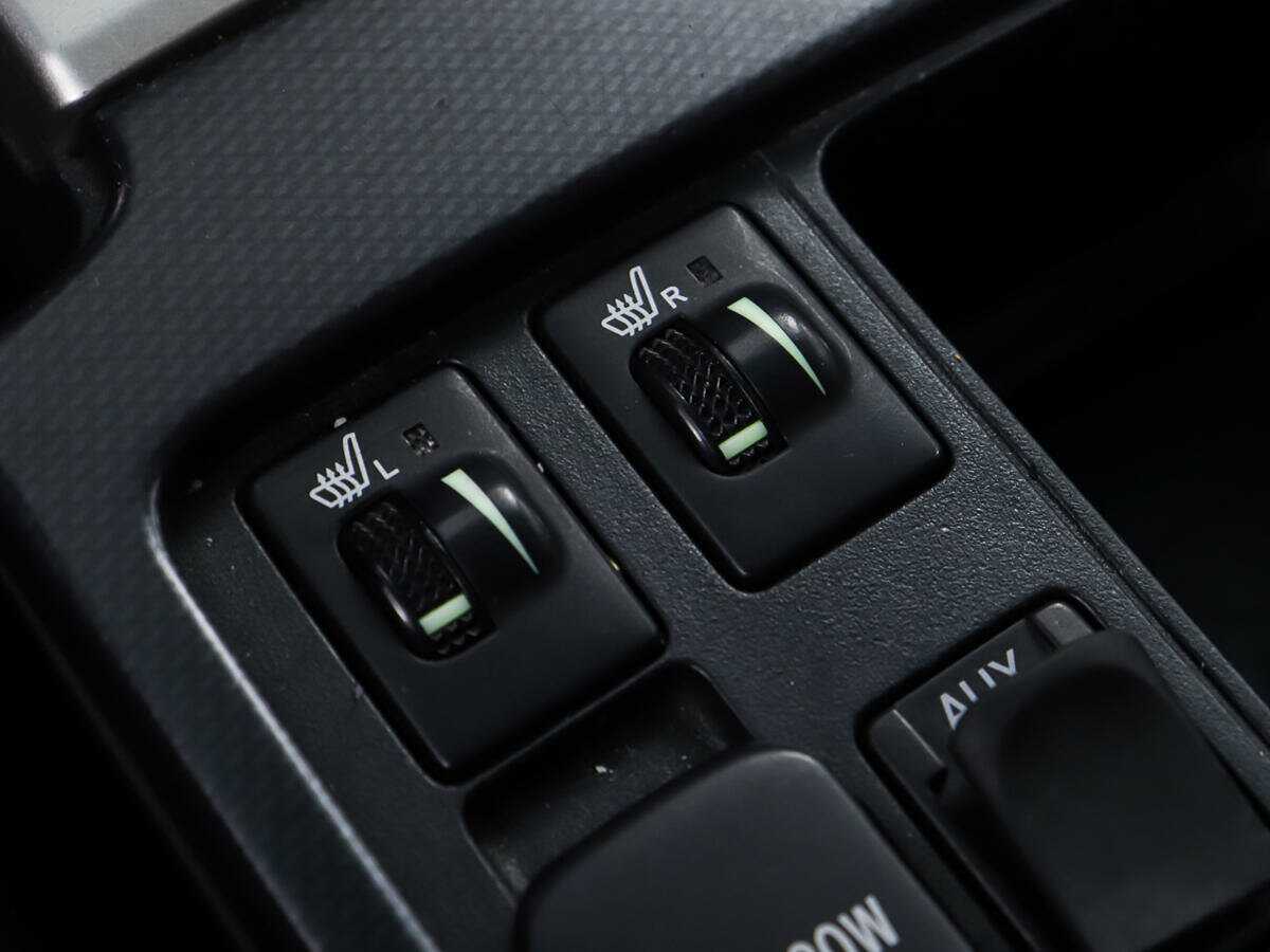 Toyota Land Cruiser Prado, 2010 Фото №19