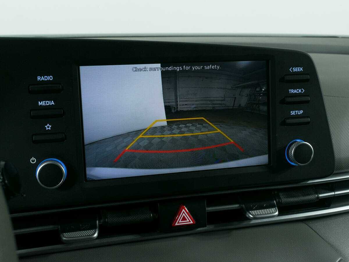 Hyundai Elantra, 2021 Фото №15