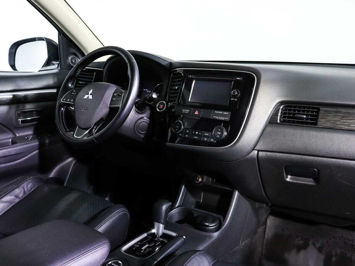 Mitsubishi Outlander, 2016 - 88 000 км. | Фото №8