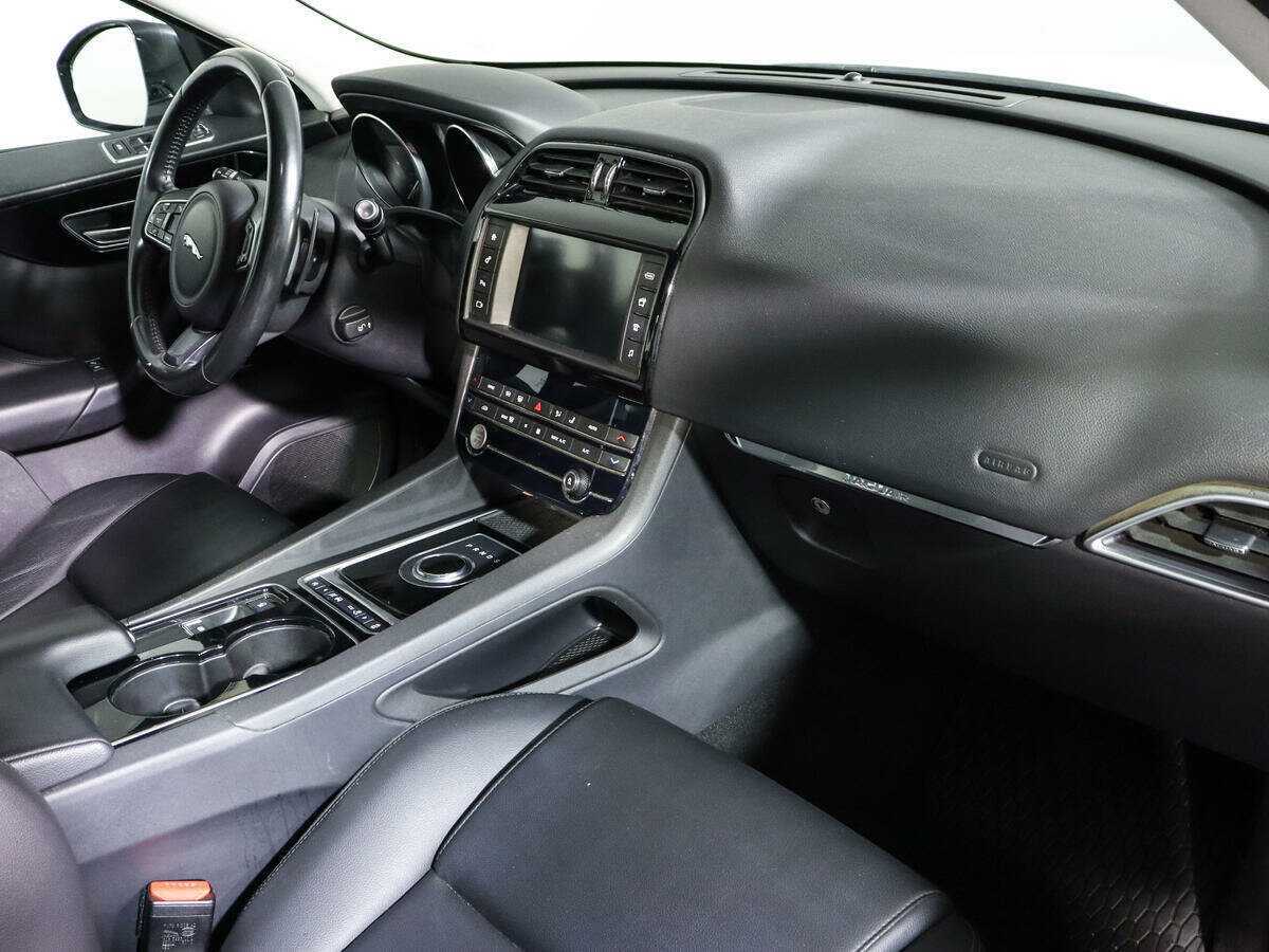 Jaguar F-Pace, 2016 - 107 829 км. | Фото №8