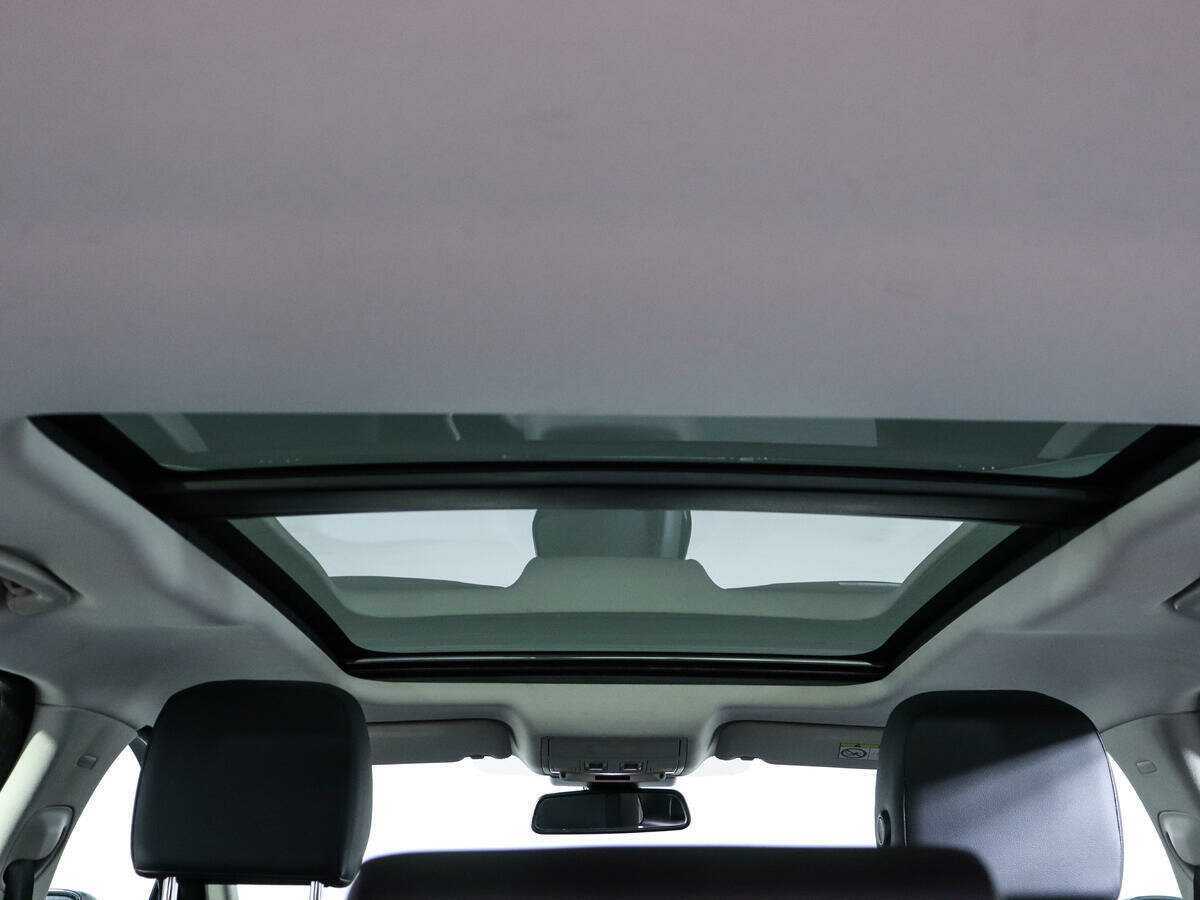 Jaguar F-Pace, 2016 Фото №16