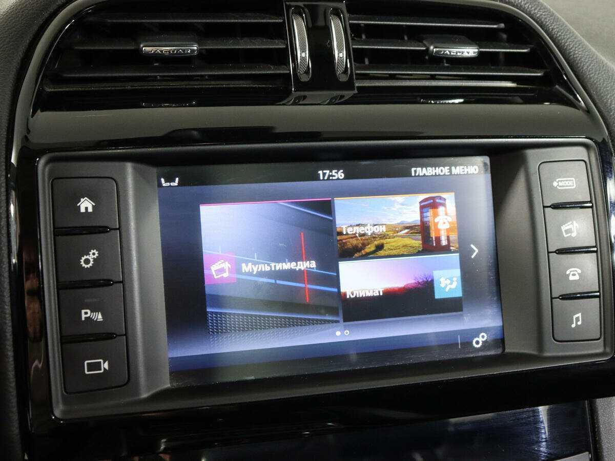 Jaguar F-Pace, 2016 Фото №24