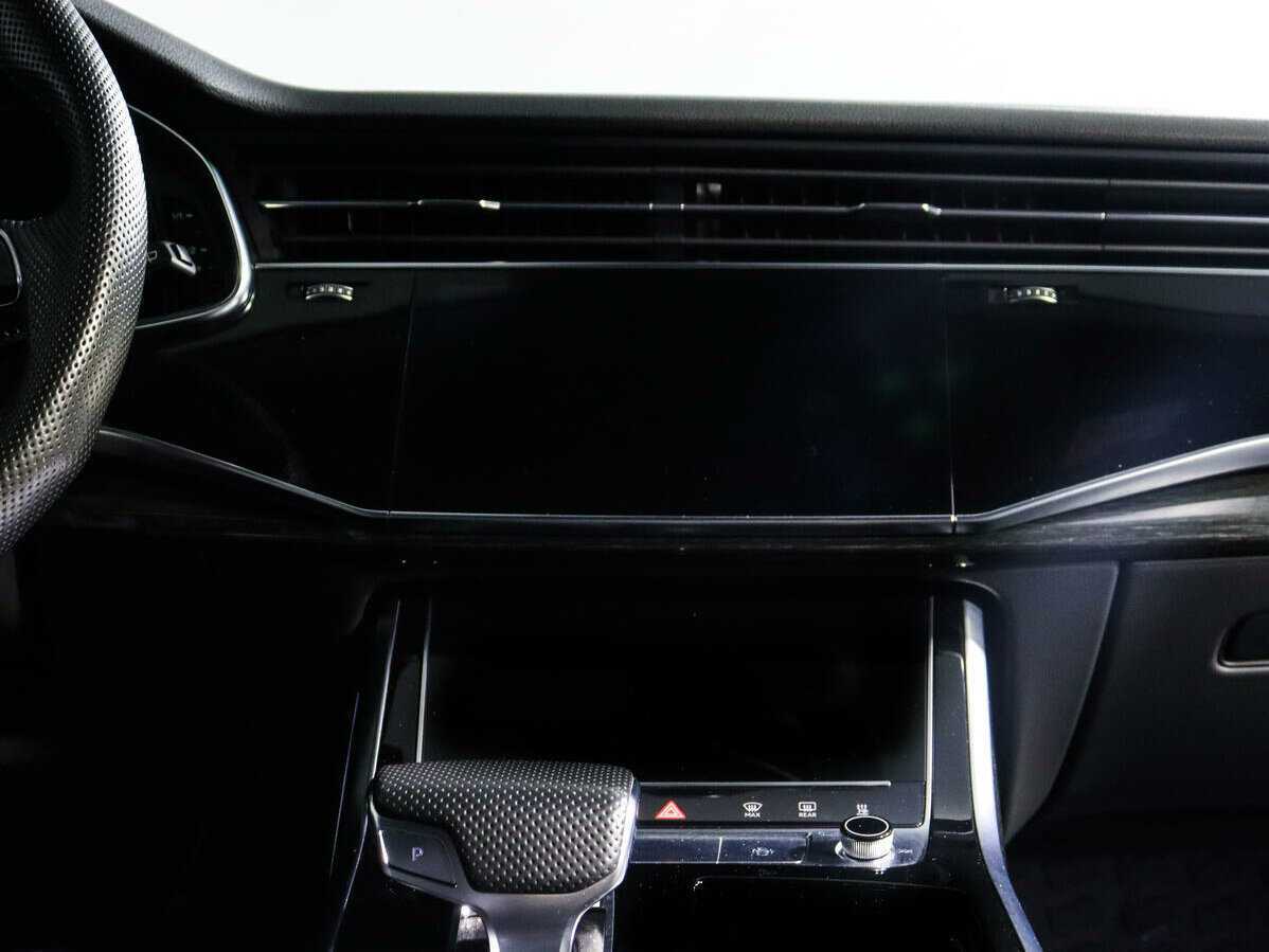 Audi Q8 55 TFSI, 2019 Фото №11