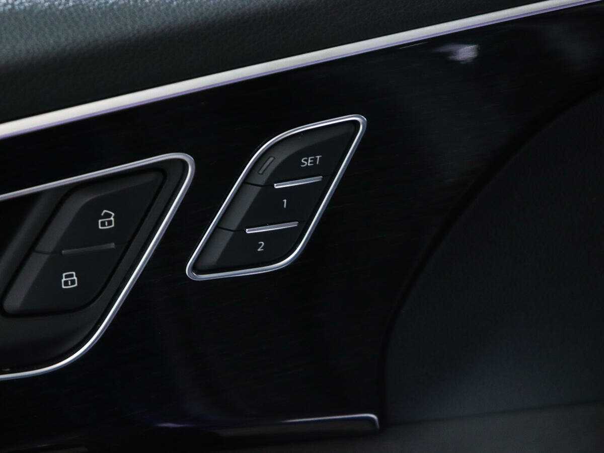 Audi Q8 55 TFSI, 2019 Фото №24