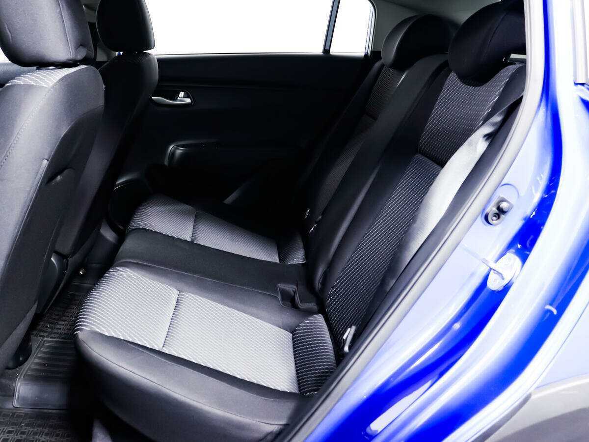 Kia Rio X-Line, 2018 Фото №12