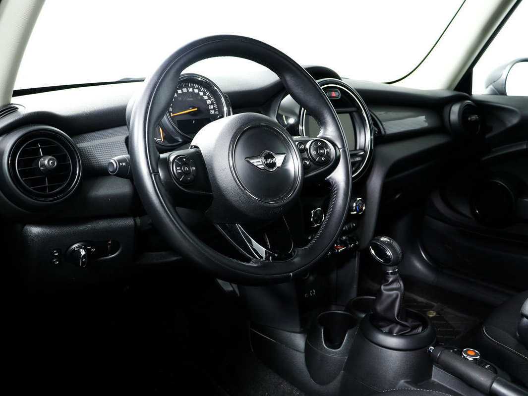 Mini Hatch Cooper, 2017 Фото №13