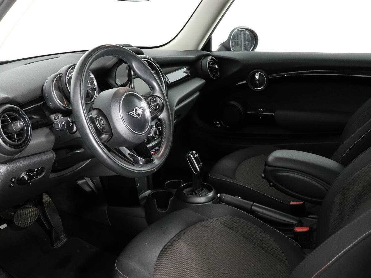 Mini Hatch Cooper, 2018 Фото №10