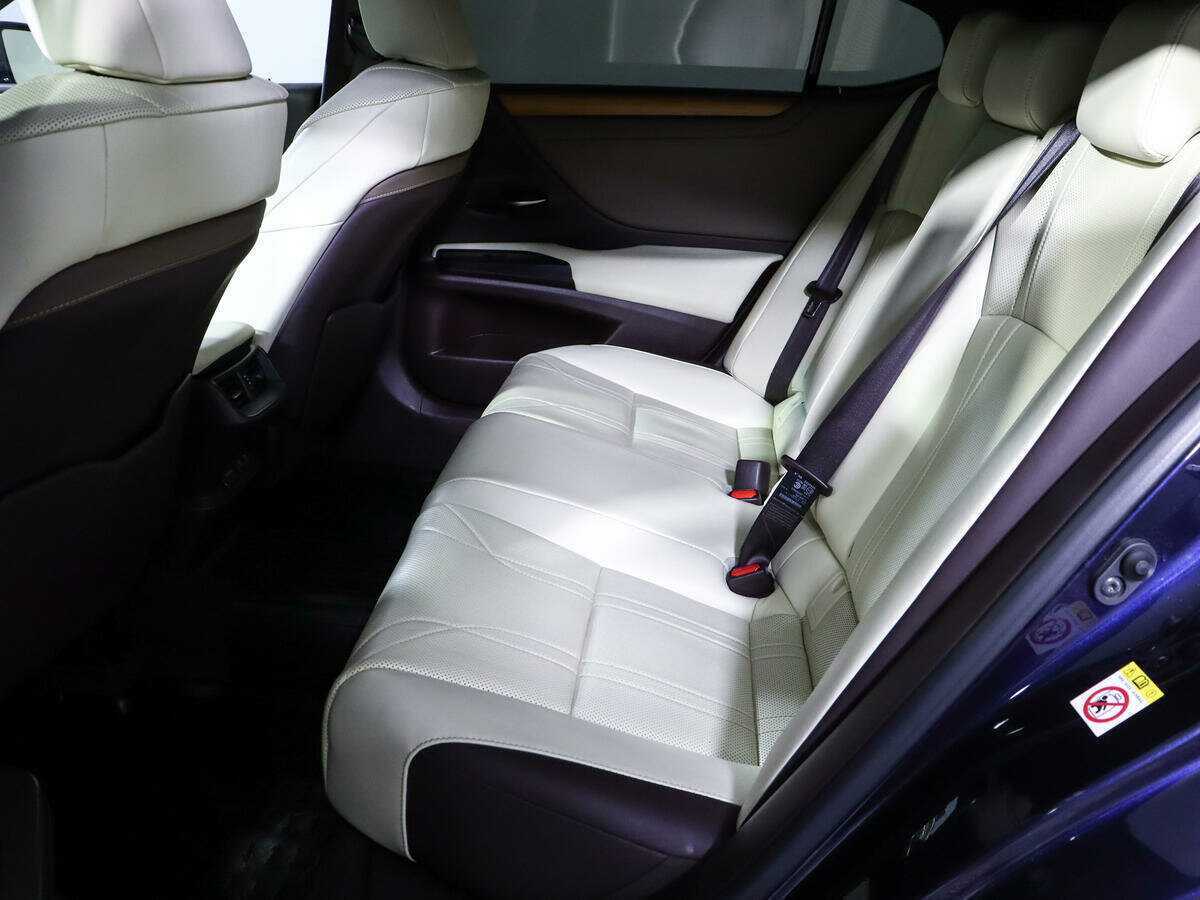 Lexus ES 250, 2018 Фото №10