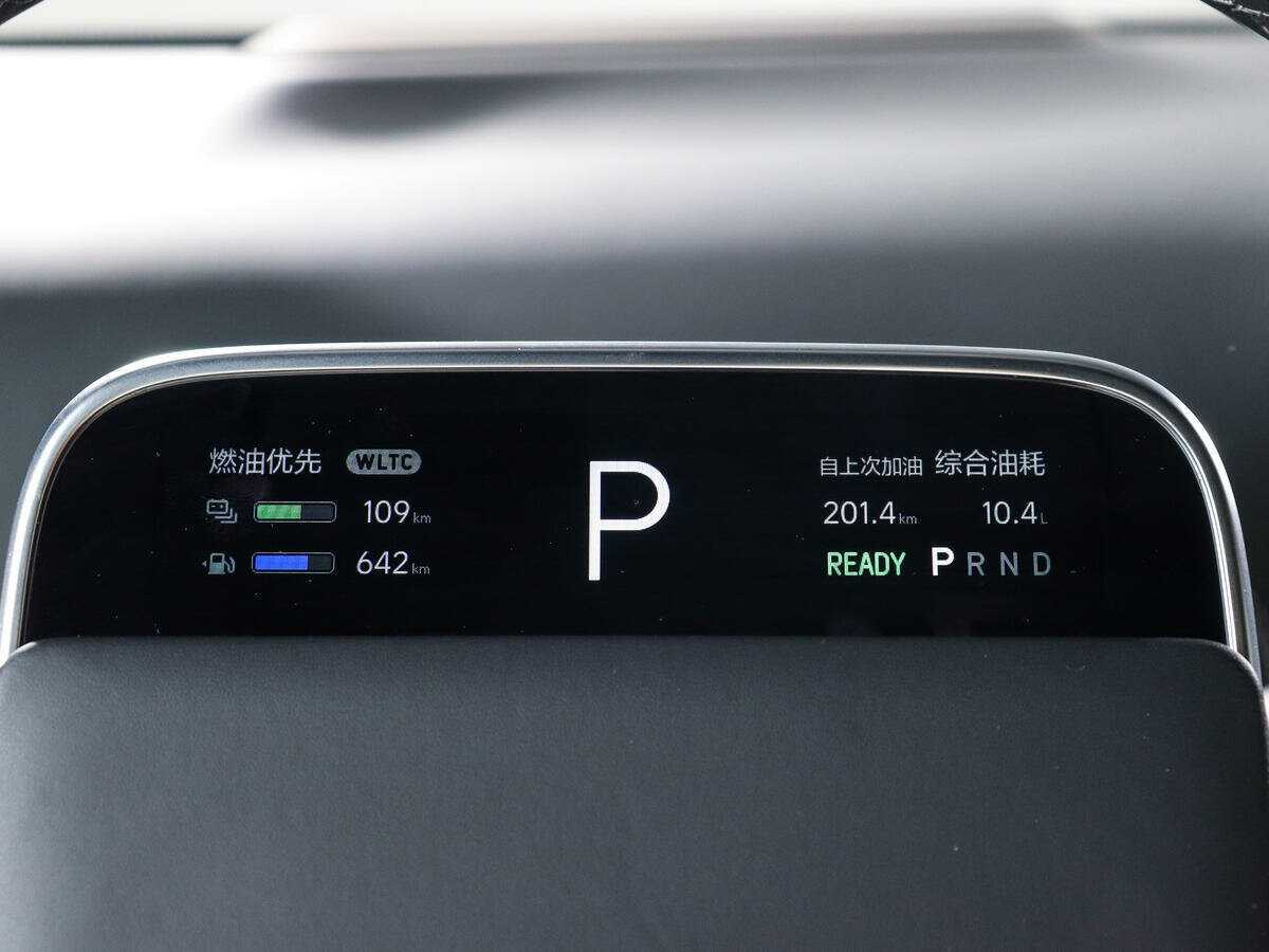 LiXiang L9 44.5 kWh, 2023 Фото №9