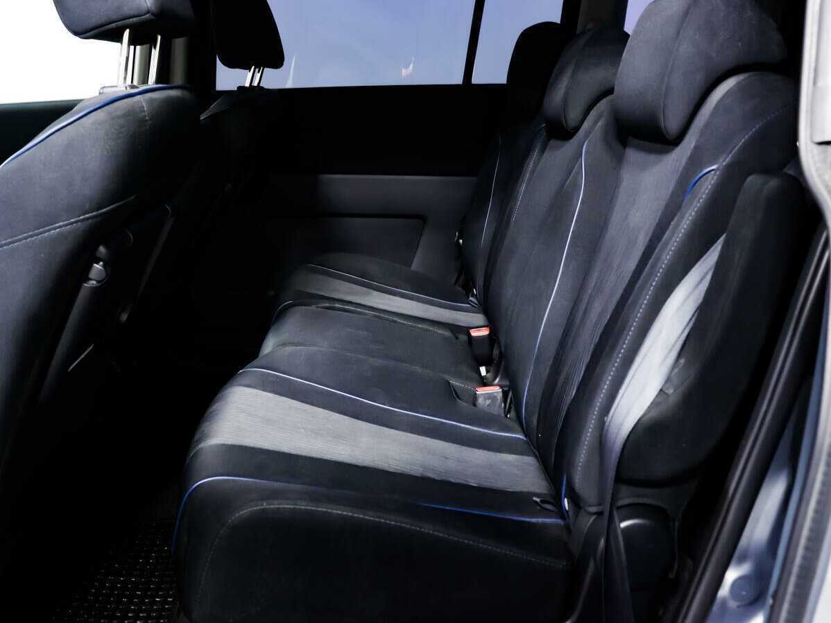 Mazda 5, 2012 Фото №10