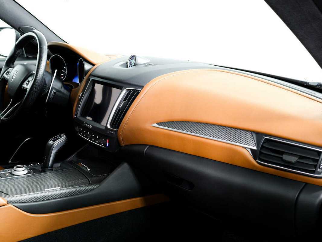 Maserati Levante, 2019 Фото №9