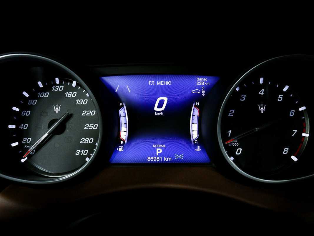 Maserati Levante, 2019 Фото №10