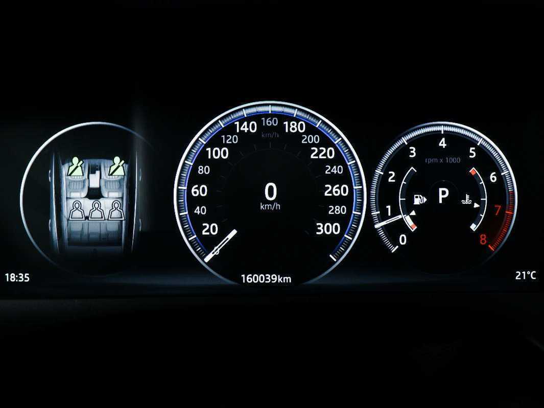 Jaguar F-Pace, 2016 Фото №10