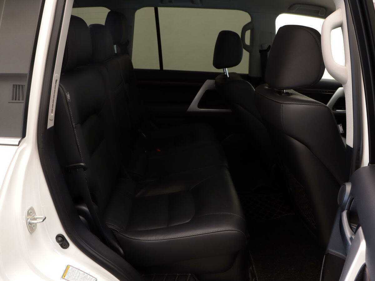 Toyota Land Cruiser, 2019 Фото №8