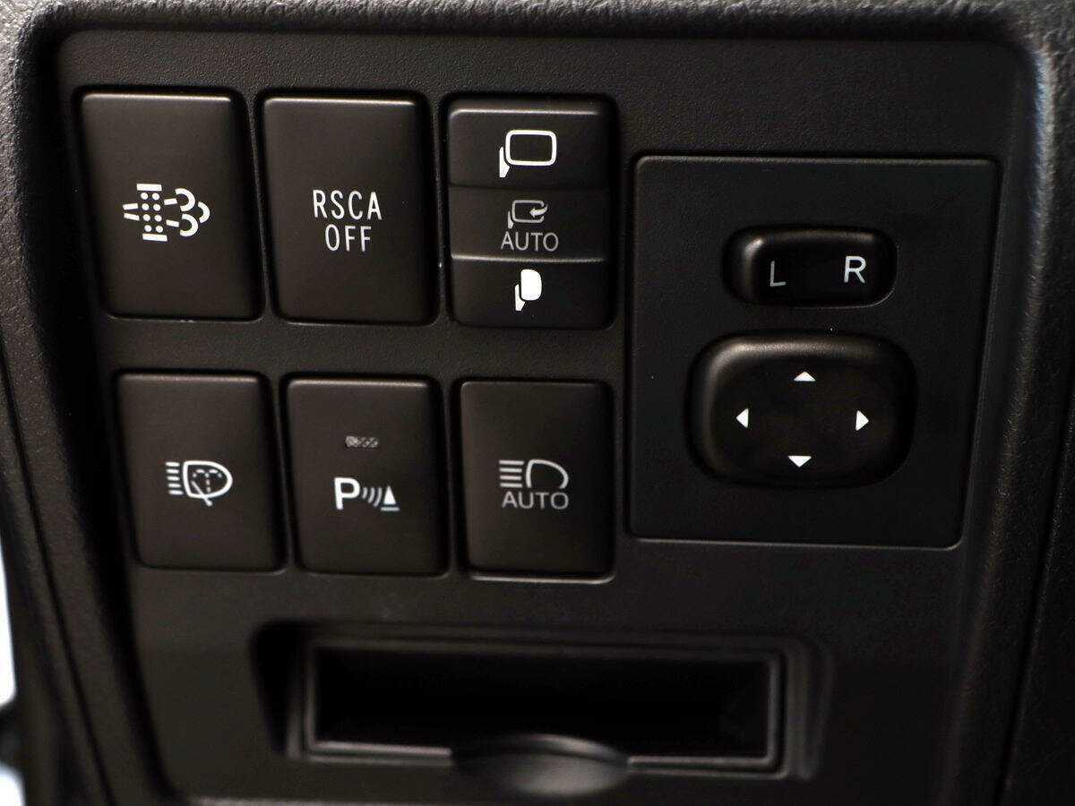 Toyota Land Cruiser, 2019 Фото №15