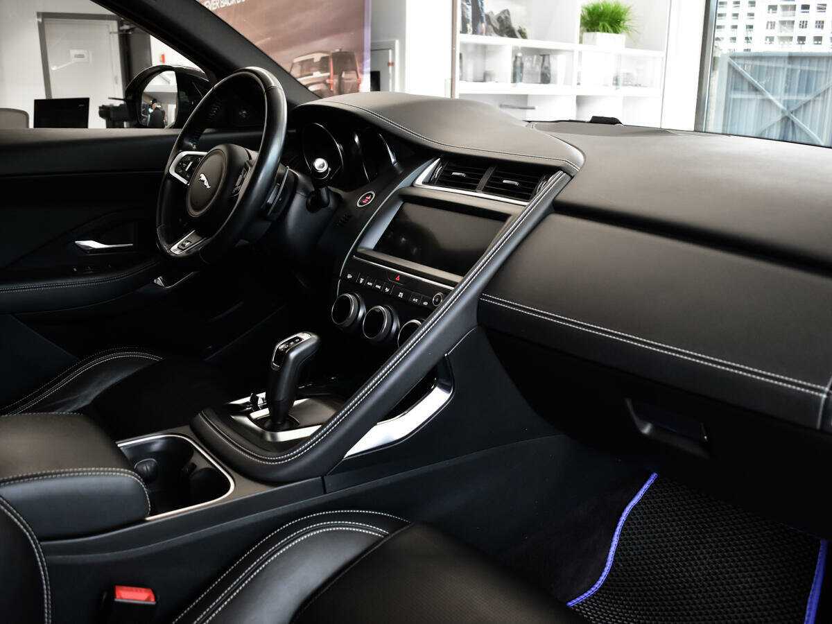 Jaguar E-Pace, 2019 - 118 383 км. | Фото №8