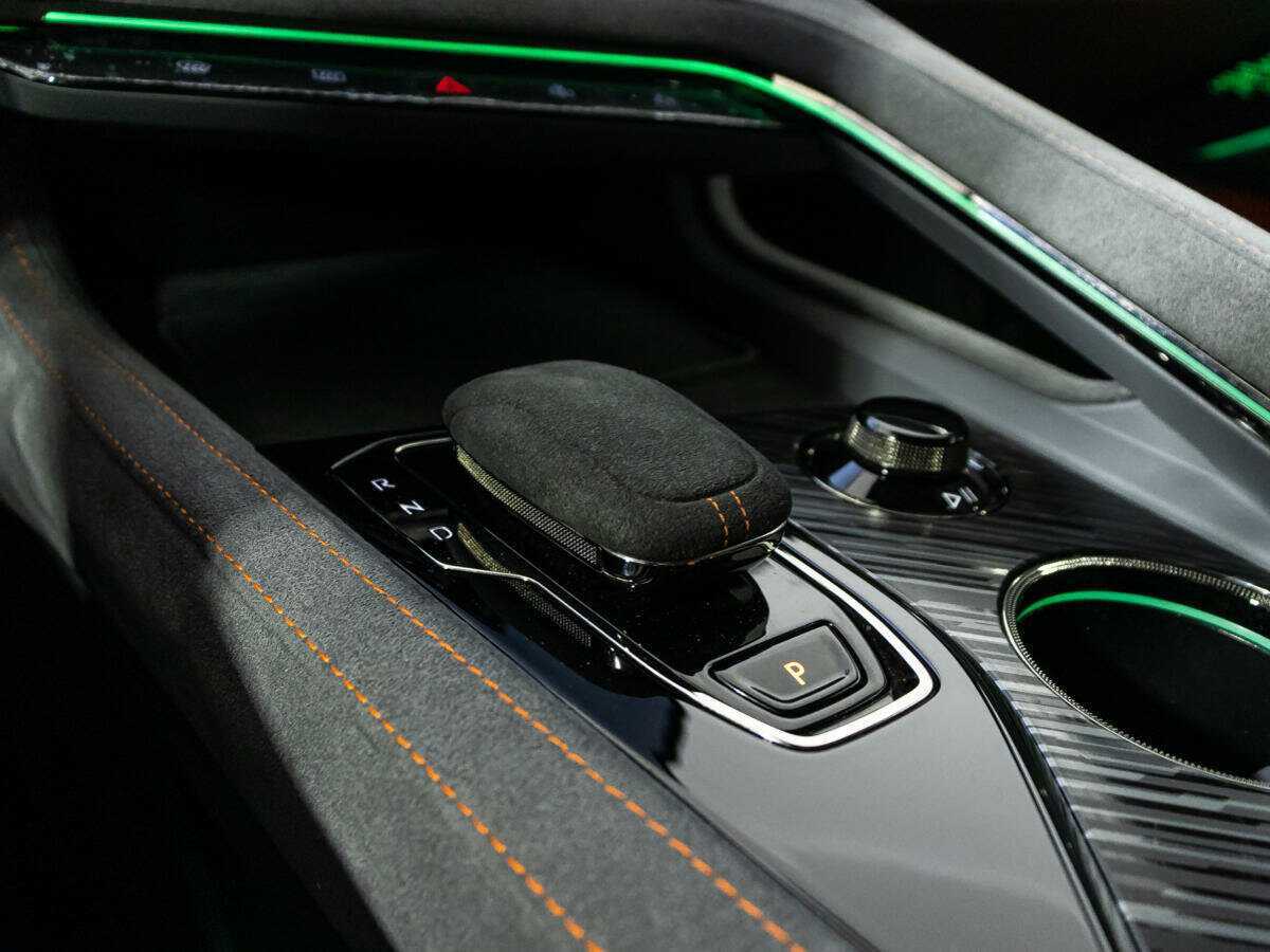 Zeekr 001 100 kWh, 2023 Фото №21