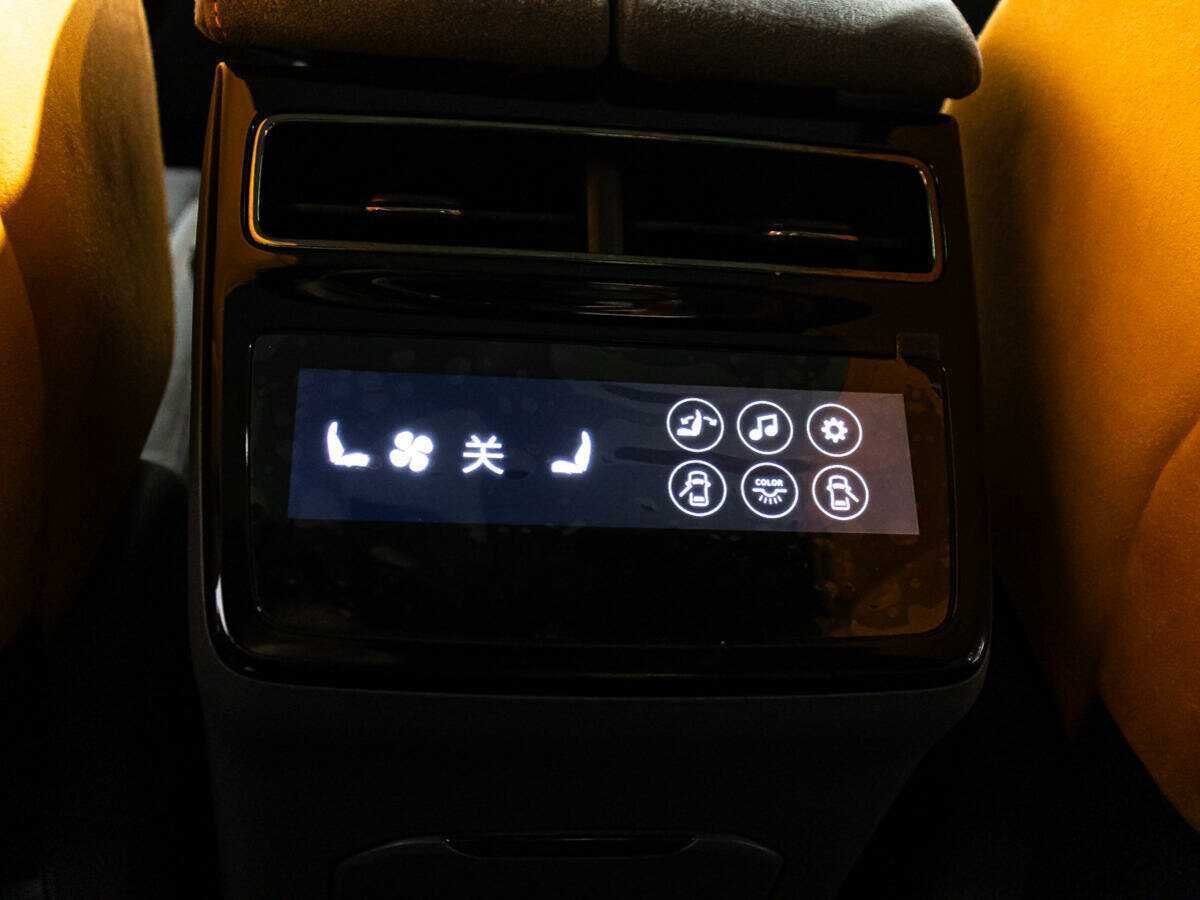 Zeekr 001 100 kWh, 2023 Фото №27