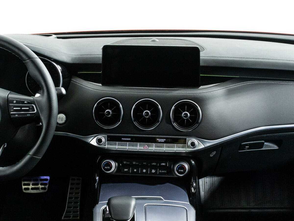 Kia Stinger, 2022 Фото №14