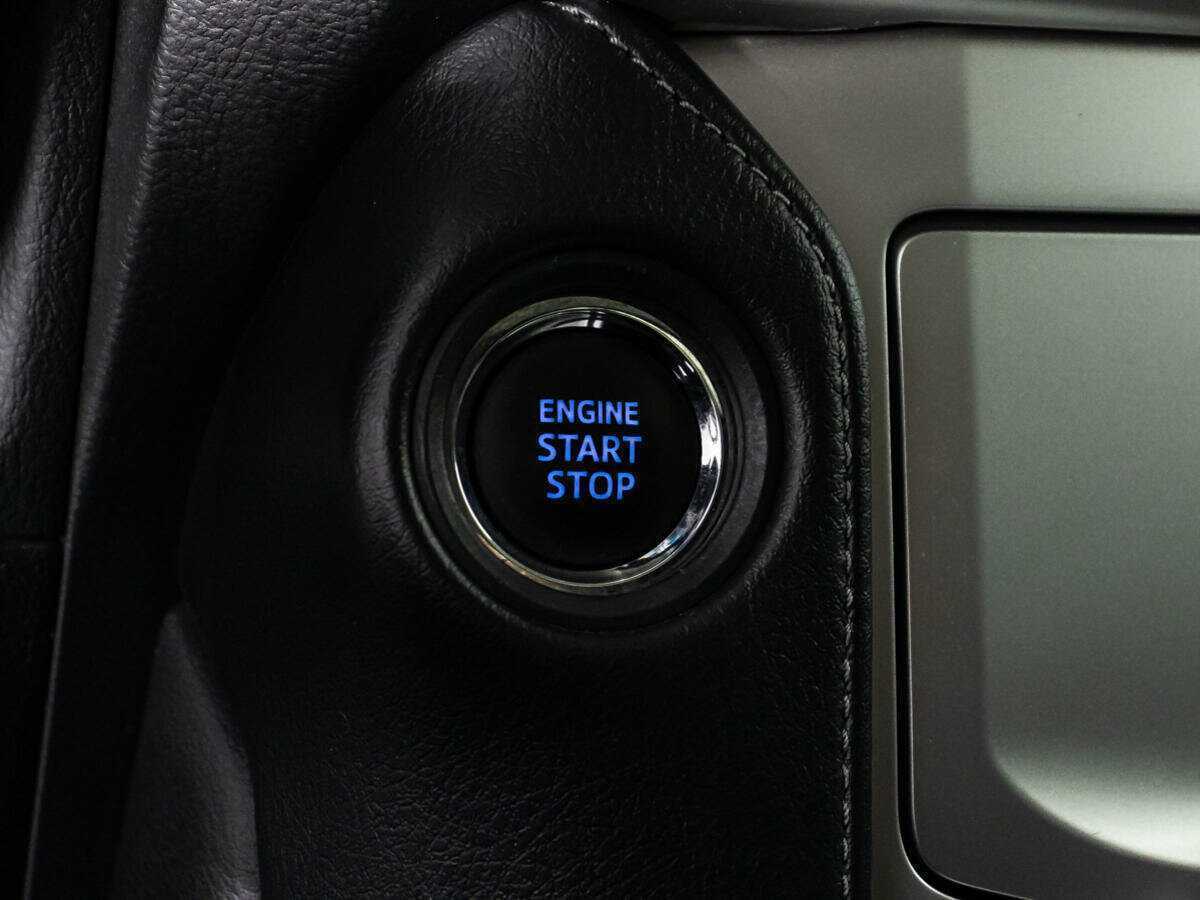 Toyota Land Cruiser Prado, 2018 Фото №17