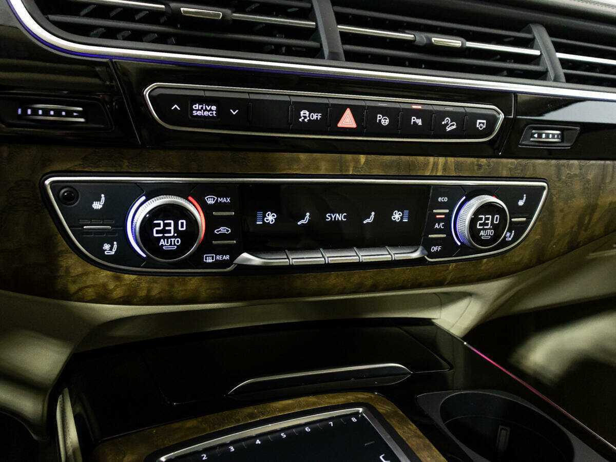 Audi Q7, 2017 Фото №21