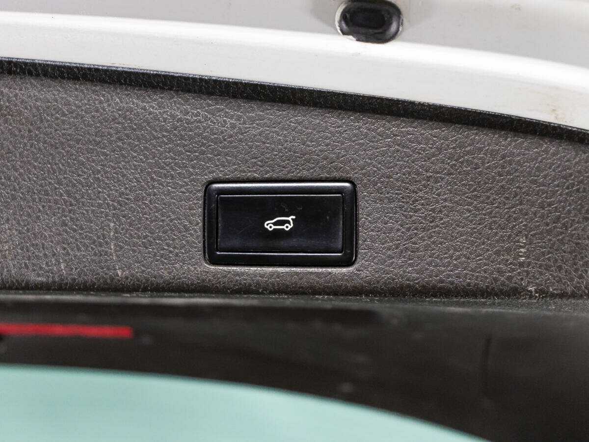 Volkswagen Touareg, 2013 Фото №13