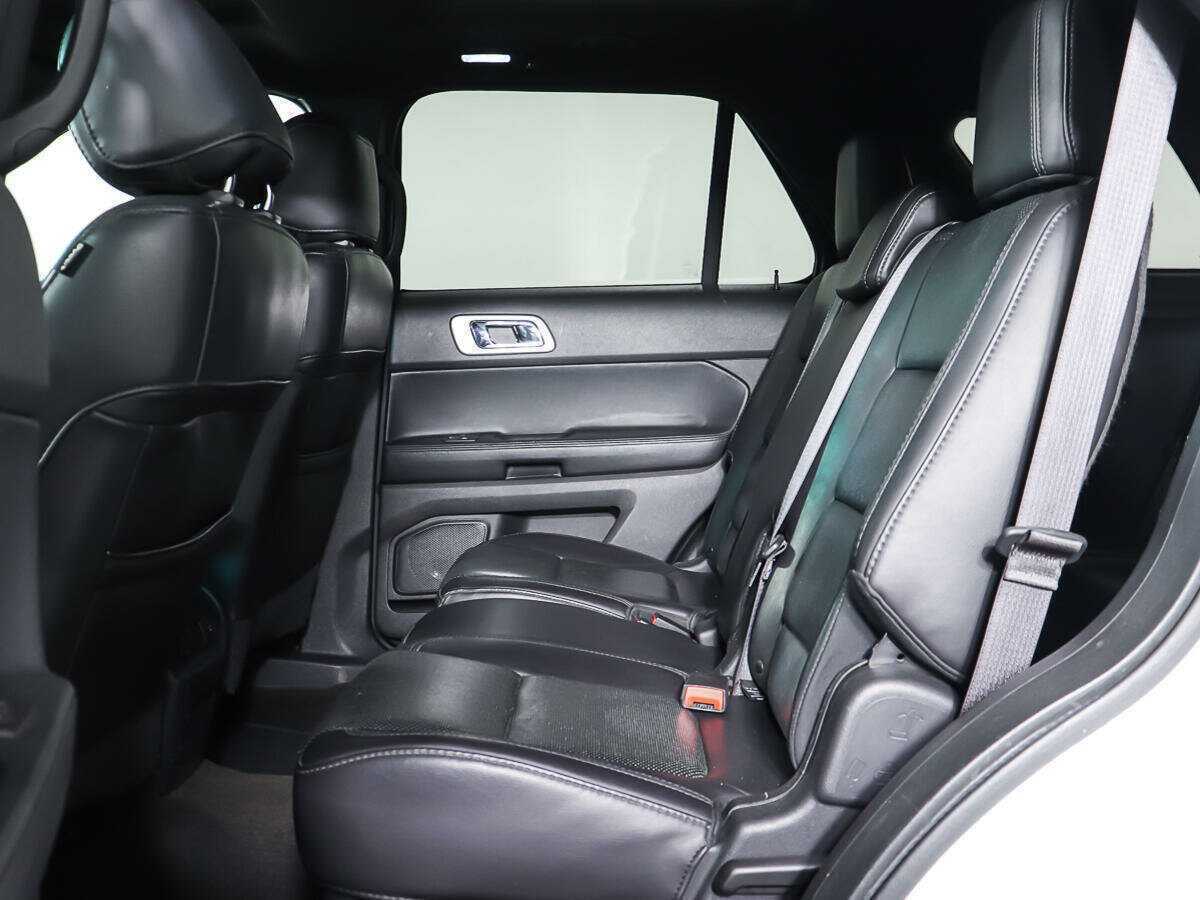 Ford Explorer, 2013 Фото №10