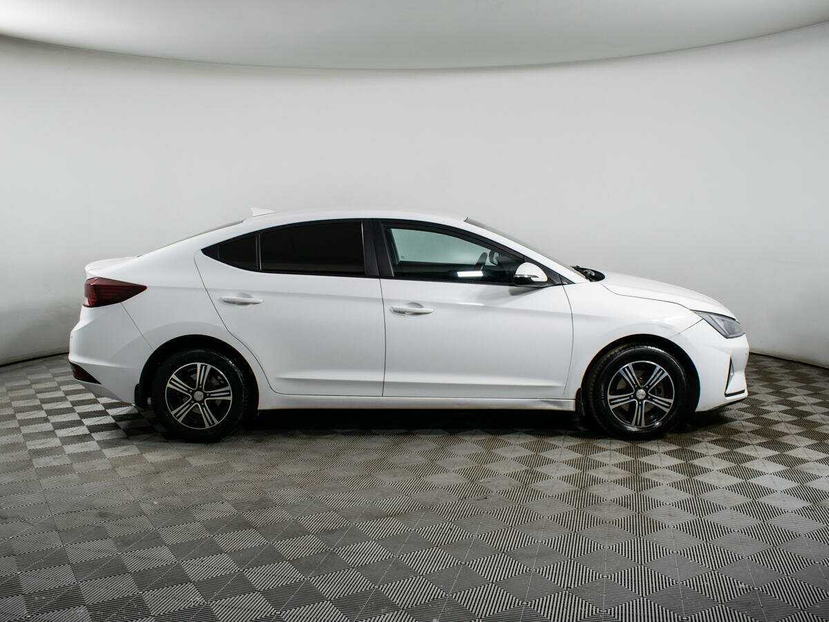 Hyundai Elantra, 2019 - 283 000 км. | Фото №4
