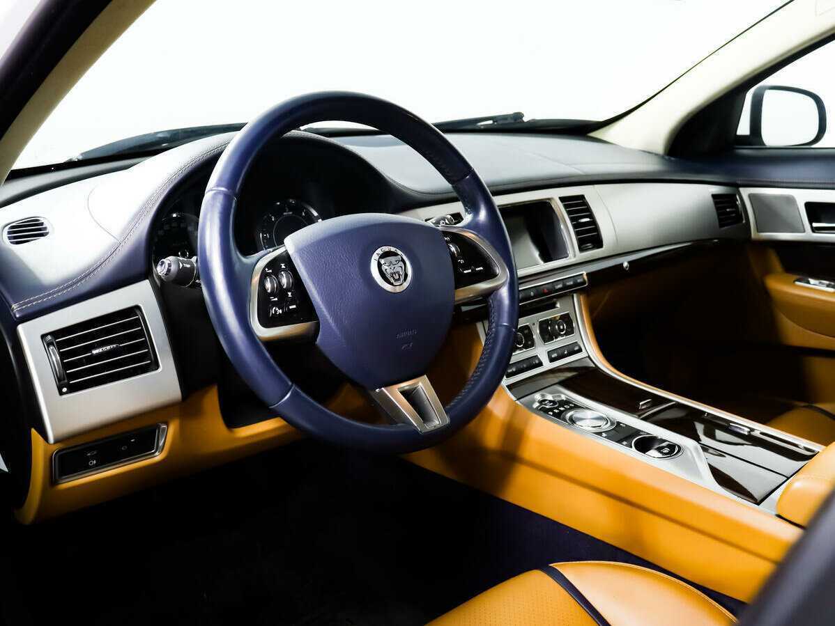 Jaguar XF, 2012 Фото №11