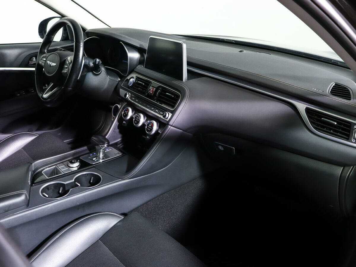 Genesis G70, 2019 - 93 607 км. | Фото №7