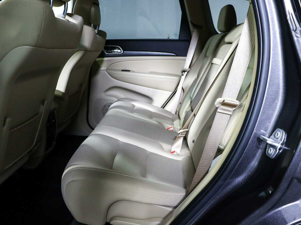 Jeep Grand Cherokee, 2019 - 49 353 км. | Фото №8