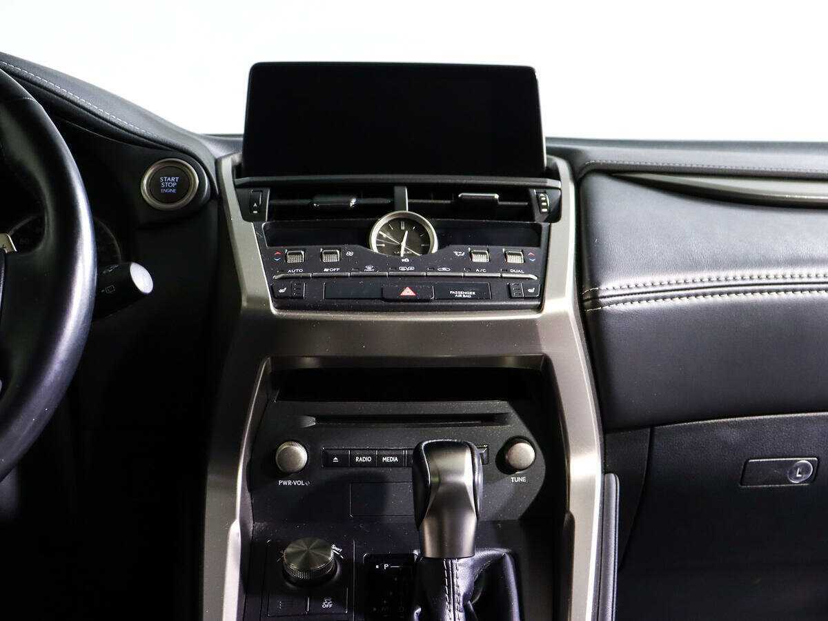 Lexus NX 300, 2019 Фото №13