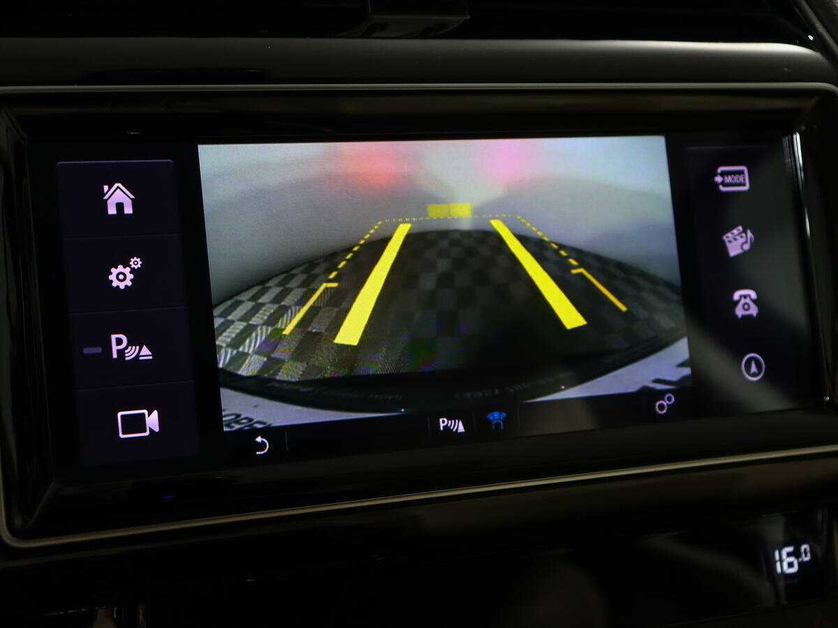 Jaguar F-Pace, 2016 Фото №15