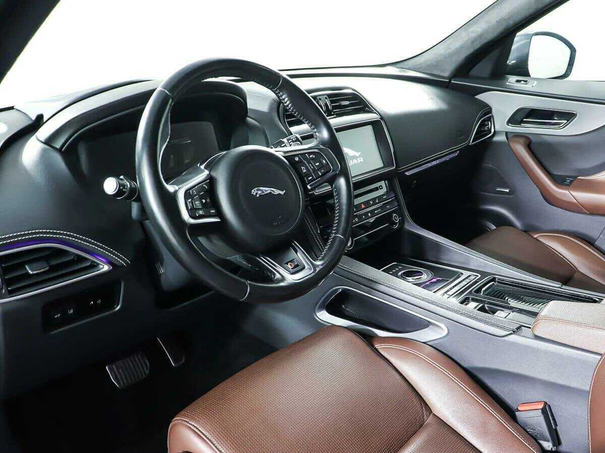 Jaguar F-Pace, 2018 Фото №15