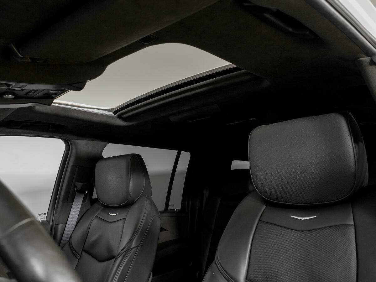 Cadillac Escalade ESV, 2015 Фото №15