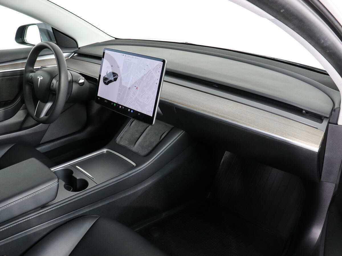 Tesla Model 3 Long Range, 2022 Фото №10