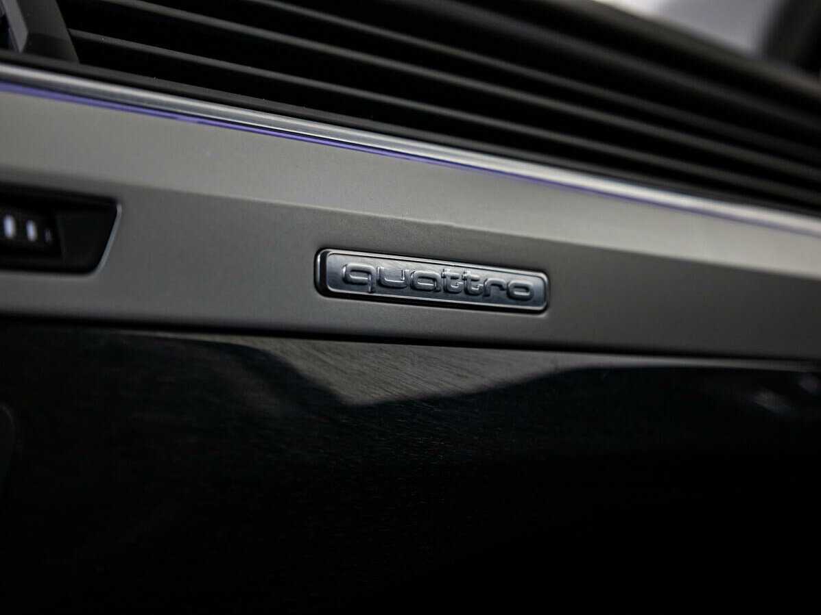 Audi Q7, 2018 Фото №16