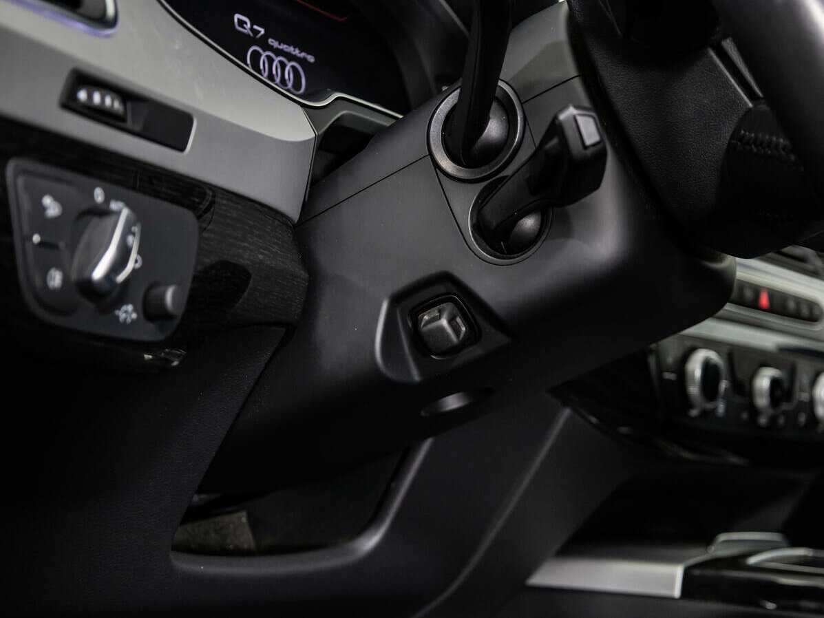Audi Q7, 2018 Фото №19