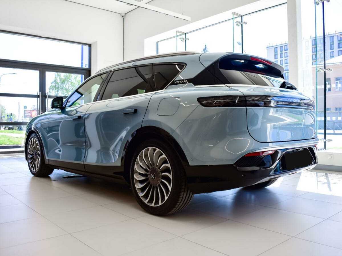 Voyah Free EV, 2022 - 9 292 км. | Фото №6