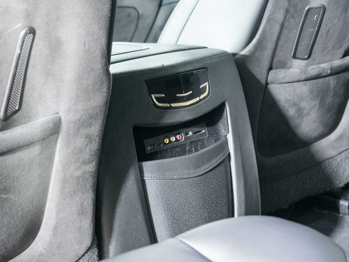 Cadillac Escalade, 2015 Фото №15